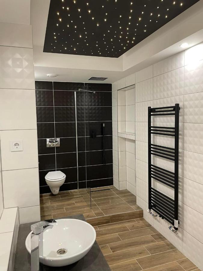 Karos Night Sky Apartment Zalakaros Exterior foto